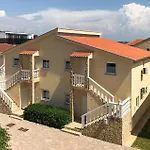 2 Bedroom Awesome In