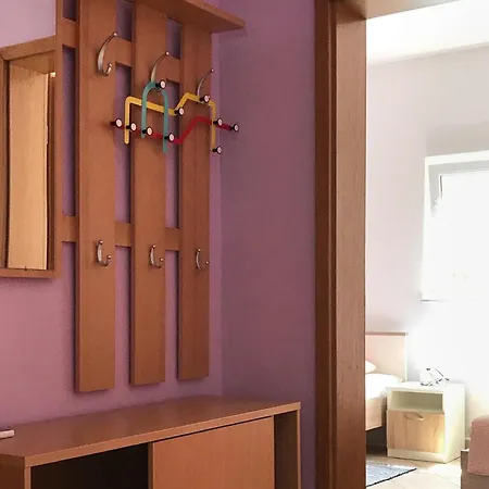 2 Bedroom In Apartament Vir
