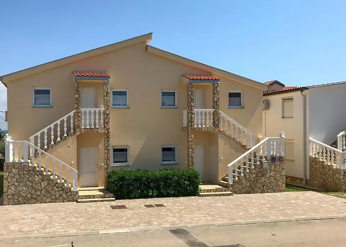 2 Bedroom Awesome In